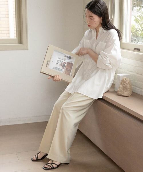 LOWRYS FARM(ローリーズファーム)の「スタイルUP/タックワイドパンツ(パンツ・レディース・アイボリー08/ブラック09/ブラウン58/グリーン72・S/M/L)」の9枚目の写真