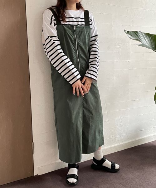 LOWRYS FARM（ローリーズファーム）の「ストレートZIP