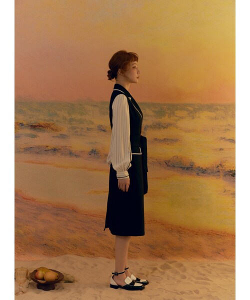 Marjorie（マージョリー）の「奧菲斯的豎琴，鑲邊造型無袖背心洋裝（ジャケット/アウター・レディース・深藍・S/M）」の4枚目の写真