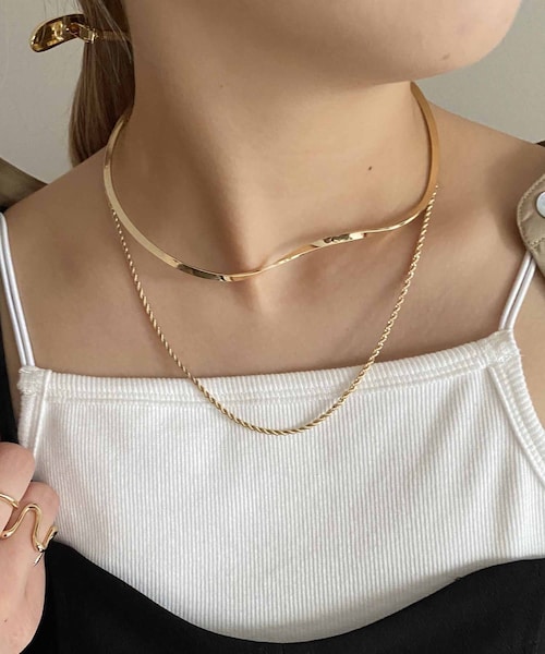 CAPRICIEUX LE'MAGE（カプリシューレマージュ）の「〈GOLDY/ゴールディ〉ツイスト×チョーカーSET（リング・ゴールド/シルバー・F）」の2枚目の写真