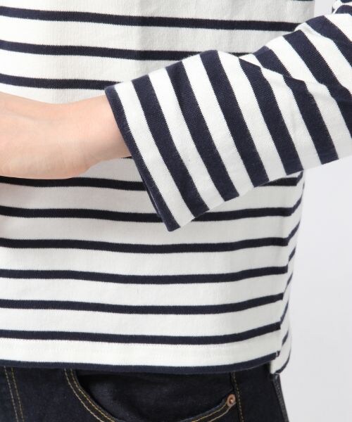 GLOBAL WORK（グローバルワーク）の「ソデカフスボーダープルオーバー８分袖（トップス・レディース・ホワイト×ネイビー05/ホワイト×レッド06/ネイビー×ホワイト88/ネイビー×グリーン89・Ｓ/Ｍ/Ｌ）」の14枚目の写真