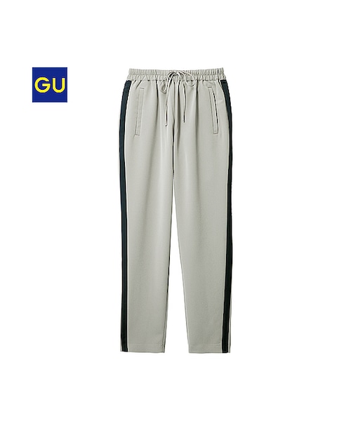 GU（ジーユー）の「（GU）トラックパンツＡ（WOMEN ⁄ パンツ・その他・レディース・BLUE/BLACK/OLIVE/80・M/L/XL/S）」の3枚目の写真