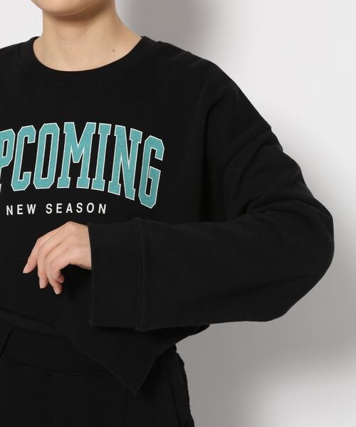 PAGEBOY(ページボーイ)の「カレッジショートスウェット(トップス・レディース・ブラック09/オートミール50/マスタード65・F)」の21枚目の写真