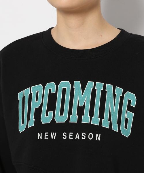 PAGEBOY(ページボーイ)の「カレッジショートスウェット(トップス・レディース・ブラック09/オートミール50/マスタード65・F)」の20枚目の写真