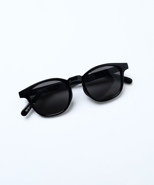 FREAK'S STORE（フリークスストア）の「フラットレンズサングラス/5010（ファッション雑貨・グレー/チャコールグレー/ブラック/キャメル・FREE）」の5枚目の写真