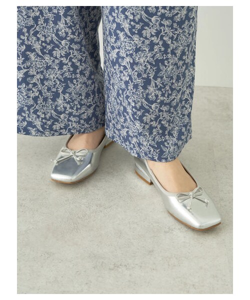 earth music&ecology（アースミュージックアンドエコロジー）の「ORientalTRaffic バレエパンプス（シューズ・ホワイト/シルバー・35/36/37/38/39）」の5枚目の写真