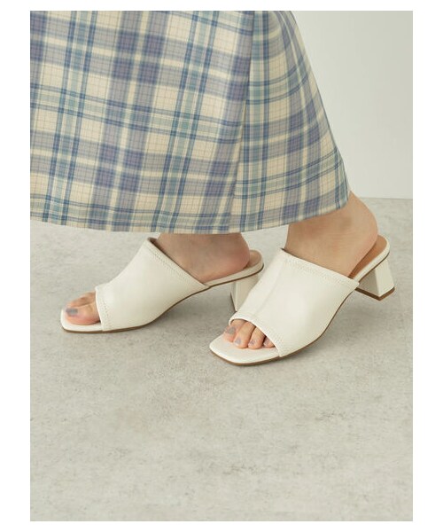 earth music&ecology（アースミュージックアンドエコロジー）の「ORientalTRaffic ストレッチミュールサンダル（シューズ・ホワイト/ブラック/グリーン/ブルー・S/M/L）」の3枚目の写真