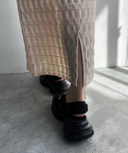 LOWRYS FARM（ローリーズファーム）の「シアーラメタイトスカート（スカート・レディース・アイボリー08/ブラック09/ブルー85・FREE）」の10枚目の写真