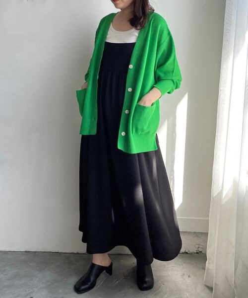 LOWRYS FARM（ローリーズファーム）の「ハイゲージミドルカーディガンロングスリーブ（トップス・アイボリー08/ブラック09/グリーン72/ブルー85・FREE）」の12枚目の写真