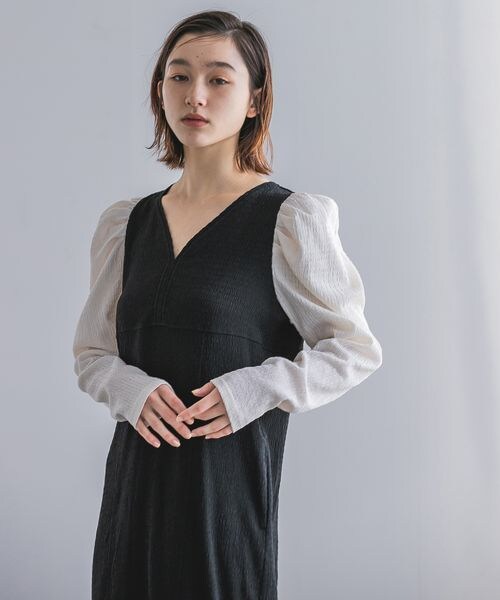 A part by（アパートバイ）の「テクスチャーパフVネックドレス（ワンピース/ドレス・レディース・バイカラー 10/ライトグリーン 74/ネイビー 88・フリーサイズ）」の16枚目の写真