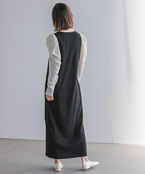 A part by（アパートバイ）の「テクスチャーパフVネックドレス（ワンピース/ドレス・レディース・バイカラー 10/ライトグリーン 74/ネイビー 88・フリーサイズ）」の15枚目の写真