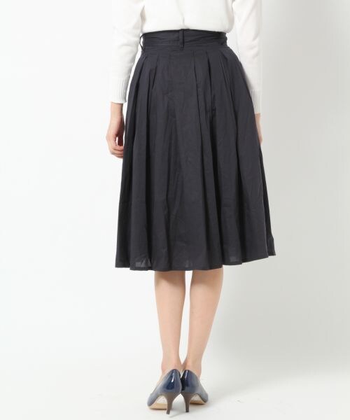 BLISS POINT Womens（ブリスポイント ウイメンズ）の「フロントアキコットンスカート（スカート・レディース・ホワイト/ネイビー・Ｍ/Ｌ）」の4枚目の写真