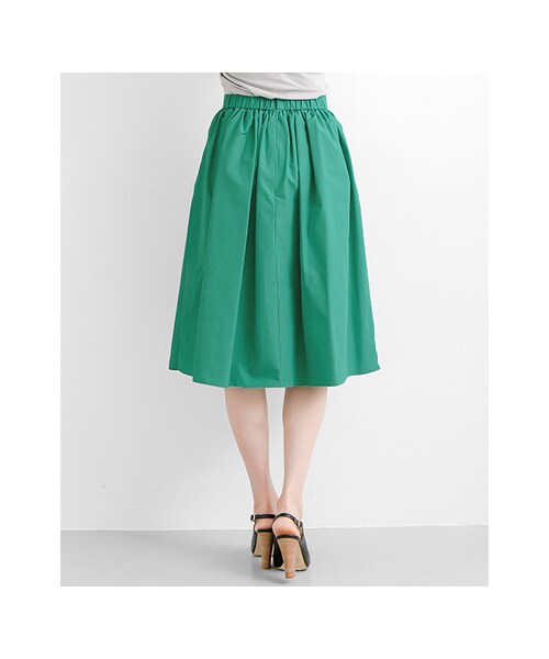 URBAN RESEARCH（アーバンリサーチ）の「ミディ丈タフタギャザースカート（スカート・レディース・WHITE/GREEN/NAVY・FREE）」の17枚目の写真