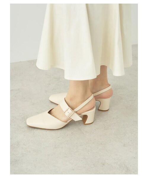 earth music&ecology（アースミュージックアンドエコロジー）の「ORientalTRaffic スクエアトゥパンプス（シューズ・アイボリー/ブラック/ピンク・S/M/L）」の3枚目の写真