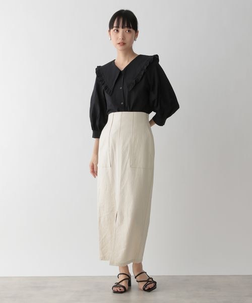 LOWRYS FARM（ローリーズファーム）の「ＢＩＧフリルカラーブラウス（トップス・ホワイト05/ブラック09/サックスブルー82・FREE）」の12枚目の写真