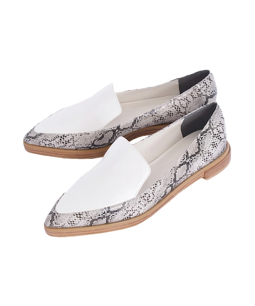 EMODA(エモダ)の「W pair SHOES(シューズ・レディース・ホワイト/ブラック)」の1枚目の写真