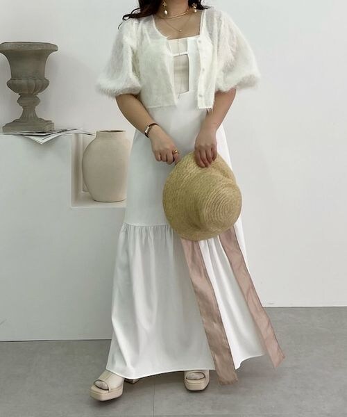 Merlette ベージュ長袖ワンピースとホワイトブラウスセット Heather（ヘザー）の「ジャガードブラウスSETワンピース