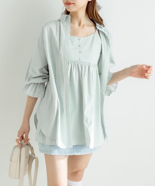 OLIVE des OLIVE（オリーブデオリーブ）の「【アンサンブル対応/WEB限定カラーあり】クアンクシャツ（トップス・レディース・オフホワイト/ブルー/サックスブルー/ミント/サーモンピンク/ブルー系その他・FREE）」の4枚目の写真