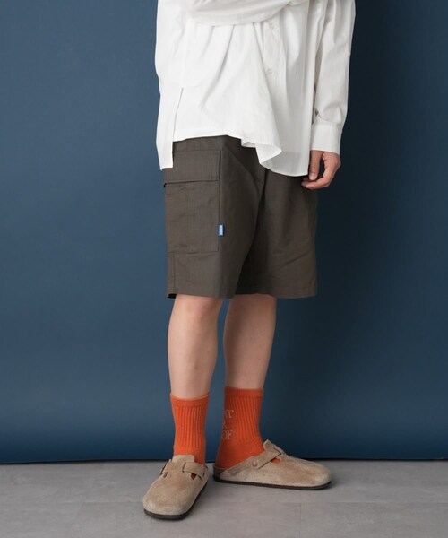 CIAOPANIC TYPY（チャオパニックティピー）の「【GEVACO / ゲバコ】リップストップワイドカーゴショーツ（カーゴパンツ・メンズ・オリーブ/カーキ/ブラック・M/L）」の3枚目の写真