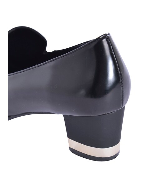 EVRIS（エヴリス）の「アーモンドトゥローファー（シューズ・レディース・ホワイト/ブラック/シルバー・S/M/L）」の10枚目の写真