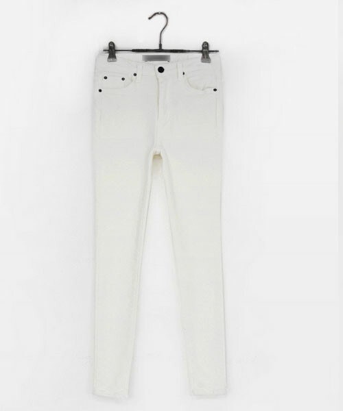 DHOLIC（ディーホリック）の「2177半ハイウエスト裏起毛スキニーパンツ（その他パンツ・レディース・ブラック/アイボリー・25/26/27/28）」の2枚目の写真