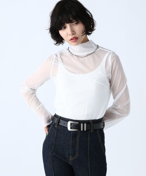 PAGEBOY（ページボーイ）の「アシメメローシアータートル（トップス・レディース・モノトーン柄01/英字×ホワイト02/オフホワイト05/タトゥー×ブラック08/ブラック09/グリーン75/ブルー柄80・F）」の15枚目の写真