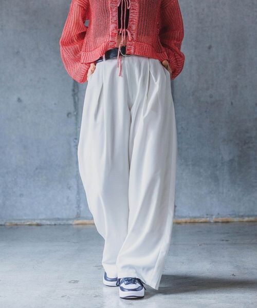 PAGEBOY（ページボーイ）の「SETUPルーズパンツ（パンツ・レディース・オフホワイト05/ブラック09/チャコール18・F）」の4枚目の写真