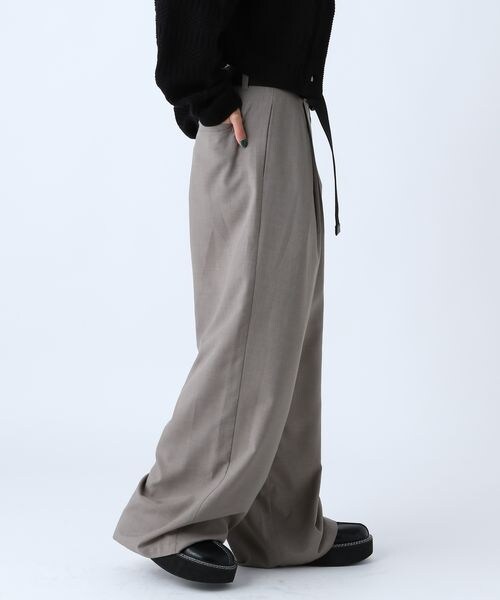 PAGEBOY（ページボーイ）の「SETUPルーズパンツ（パンツ・レディース・オフホワイト05/ブラック09/チャコール18・F）」の12枚目の写真