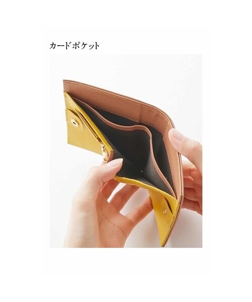 IEDIT（イディット）の「IEDIT[イディット] 小森美穂子さんコラボ こだわり大人カラーの本革二つ折り財布〈ベージュ〉（バッグ・財布・靴 > 財布・ポーチ > 財布・レディース・ベージュ）」の5枚目の写真