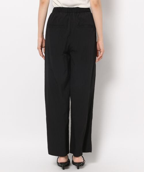 LOWRYS FARM（ローリーズファーム）の「ドロストナイロンワイドパンツ（パンツ・レディース・アイボリー08/ブラック09/パープル95・FREE）」の19枚目の写真