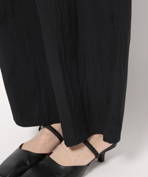 LOWRYS FARM（ローリーズファーム）の「ドロストナイロンワイドパンツ（パンツ・レディース・アイボリー08/ブラック09/パープル95・FREE）」の22枚目の写真