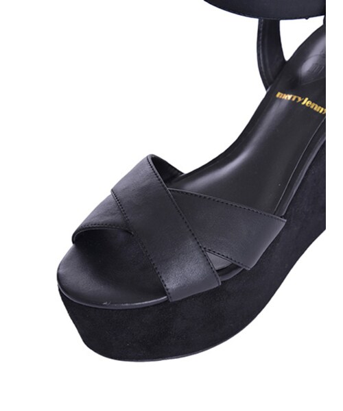 merry jenny（メリージェニー）の「【goods】クロスウェッジサンダル（シューズ・レディース・オフホワイト/ブラック/ラベンダー）」の9枚目の写真