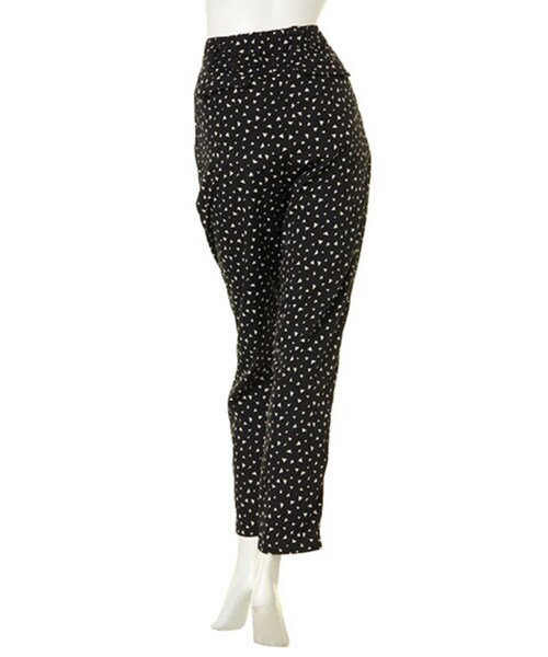 merry jenny（メリージェニー）の「ランダムスクエアテーパードパンツ（パンツ・レディース・アイボリー/ブラック/ネイビー・F）」の5枚目の写真