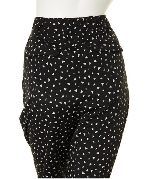 merry jenny（メリージェニー）の「ランダムスクエアテーパードパンツ（パンツ・レディース・アイボリー/ブラック/ネイビー・F）」の9枚目の写真