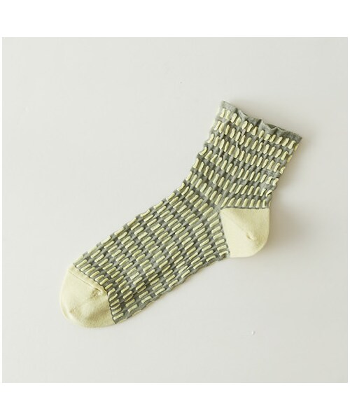 靴下屋（クツシタヤ）の「◆カタログ掲載◆テンセンボーダーショートソックス（レッグウェア・レディース・オフホワイト/ダルベージュ/ダルシャーベット/カナリヤ/エメラルドグリーン/ブルー・22.0～24.0cm）」の4枚目の写真