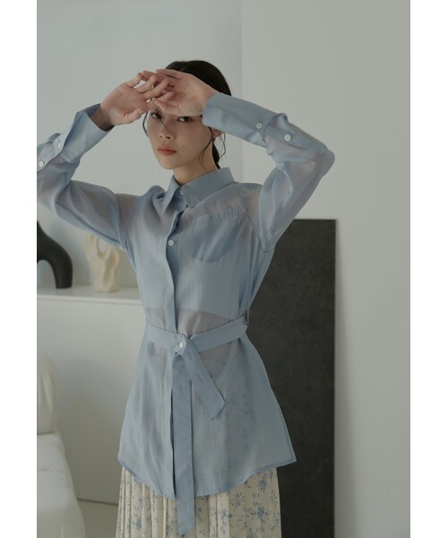 Marjorie（マージョリー）の「Lady Mint，特色綁帶透肌感襯衫（トップス・レディース・白/灰藍）」の12枚目の写真