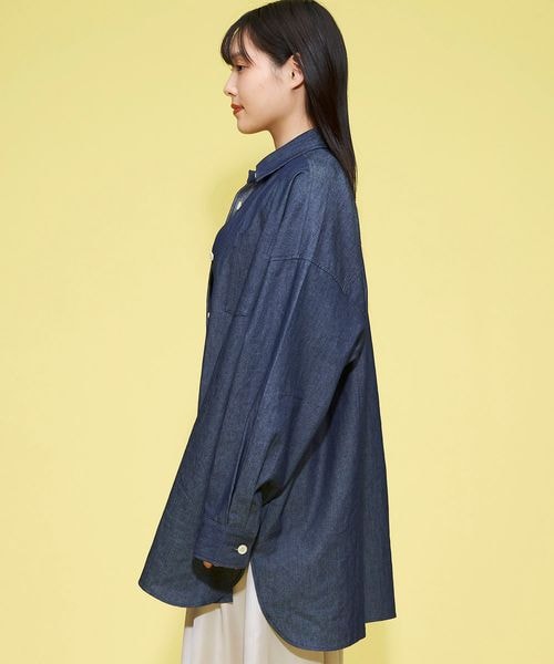 FOREVER 21（フォーエバー トゥエンティーワン）の「デニムシャツワンピース（トップス・レディース・サックス80/ブルー×ネイビー85/ネイビー88・F）」の8枚目の写真