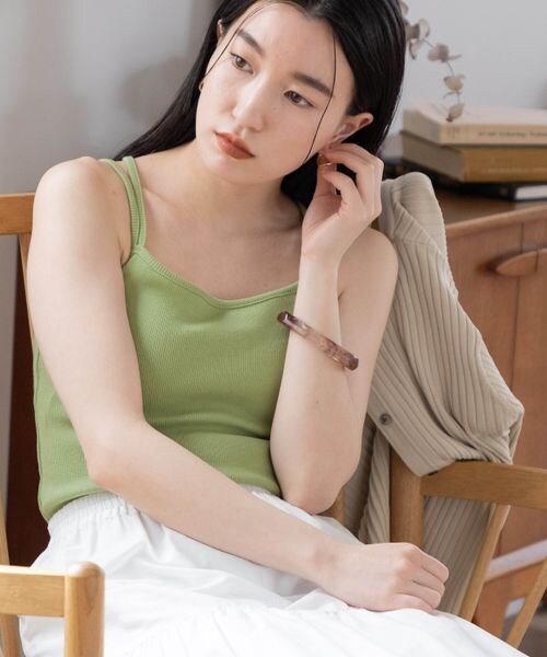 LOWRYS FARM（ローリーズファーム）の「スタイルUPカップキャミ（トップス・アイボリー08/ブラック09/ブラウン55/グリーン75・FREE）」の4枚目の写真