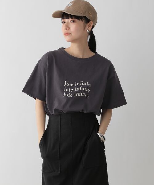 LOWRYS FARM(ローリーズファーム)の「プリントロゴTシャツ(トップス・ホワイト05/グレー12/チャコールグレー18/ピンク22・F)」の21枚目の写真