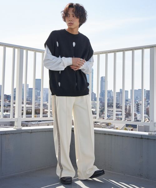 PAGEBOY(ページボーイ)の「カットアウトニットベスト(トップス・ブラック09/ベージュ55/グリーン75/ブルー85・FREE)」の9枚目の写真