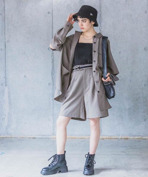 PAGEBOY（ページボーイ）の「ミリタリー2WAYシャツ（トップス・レディース・オフホワイト05/ブラック09/チャコール18・F）」の19枚目の写真