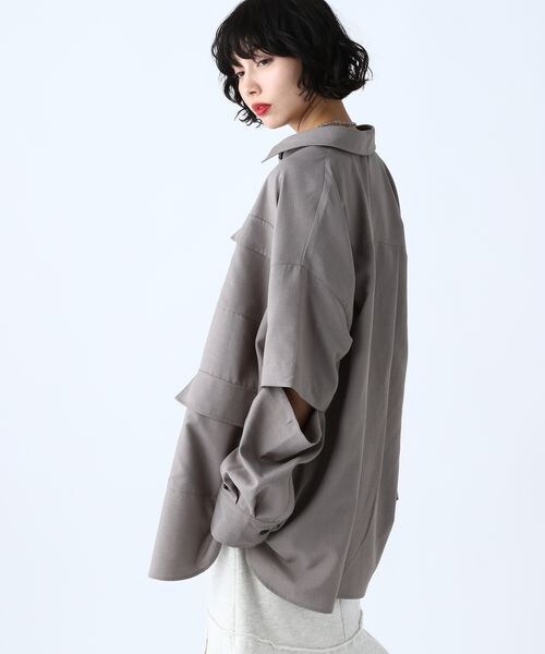 PAGEBOY（ページボーイ）の「ミリタリー2WAYシャツ（トップス・レディース・オフホワイト05/ブラック09/チャコール18・F）」の20枚目の写真