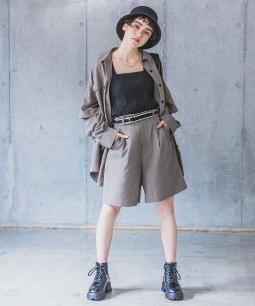 PAGEBOY（ページボーイ）の「ミリタリー2WAYシャツ（トップス・レディース・オフホワイト05/ブラック09/チャコール18・F）」の17枚目の写真