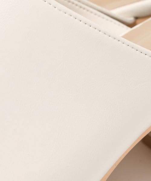 LEPSIM(レプシィム)の「スクエアヒールミュール(シューズ・レディース・アイボリー08/ブラック09/ブラウン51・M(23-23.5)/L(24-24.5))」の20枚目の写真