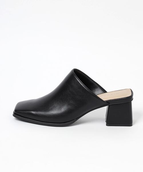 LEPSIM(レプシィム)の「スクエアヒールミュール(シューズ・レディース・アイボリー08/ブラック09/ブラウン51・M(23-23.5)/L(24-24.5))」の9枚目の写真