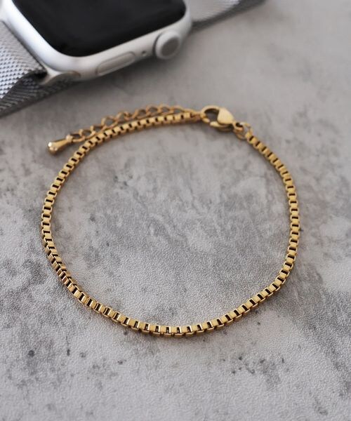 LEPSIM（レプシィム）の「ステンレスチェーンブレス（アクセサリー・レディース・シルバー18/シルバー×デザイン19/ゴールド51/ゴールド×ボックス52・ONE SIZE）」の4枚目の写真