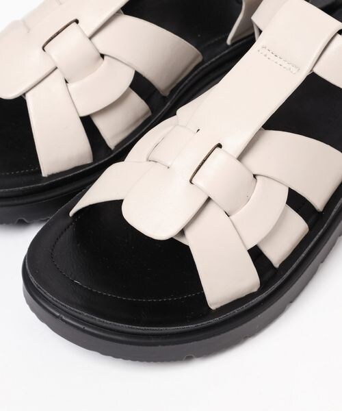 LEPSIM(レプシィム)の「クッションアツゾコグルカサンダル(シューズ・アイボリー08/ブラック09・S(22.5)/M(23-23.5)/L(24-24.5))」の13枚目の写真