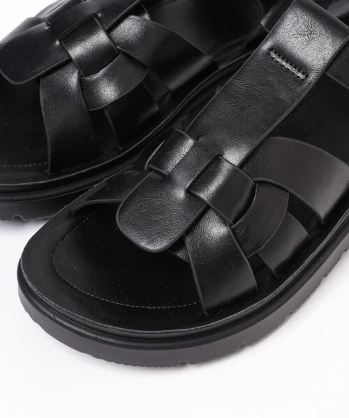 LEPSIM(レプシィム)の「クッションアツゾコグルカサンダル(シューズ・アイボリー08/ブラック09・S(22.5)/M(23-23.5)/L(24-24.5))」の14枚目の写真