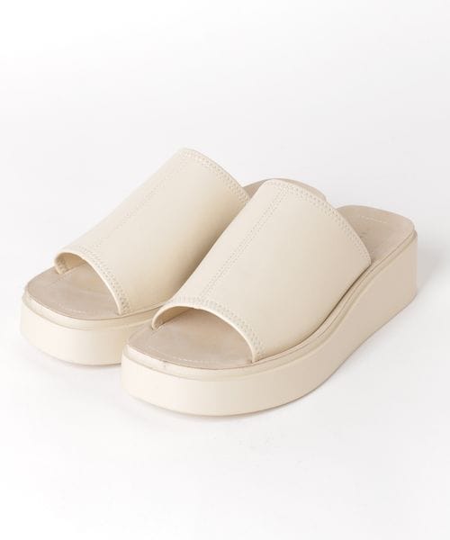 LOWRYS FARM（ローリーズファーム）の「感動フィットサンダル（シューズ・アイボリー08/ブラック09/ブラウン58・M(23-23.5)/L(24-24.5)）」の7枚目の写真