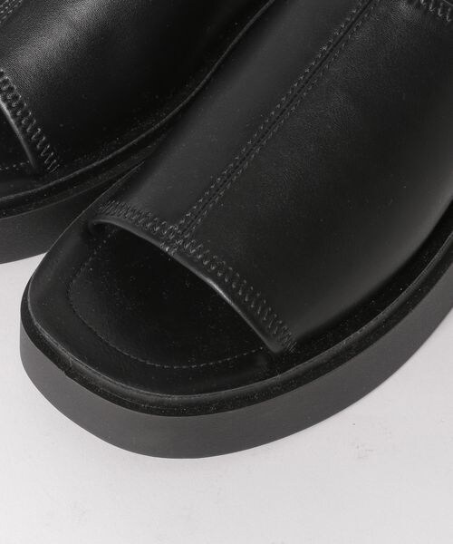 LOWRYS FARM（ローリーズファーム）の「感動フィットサンダル（シューズ・アイボリー08/ブラック09/ブラウン58・M(23-23.5)/L(24-24.5)）」の14枚目の写真